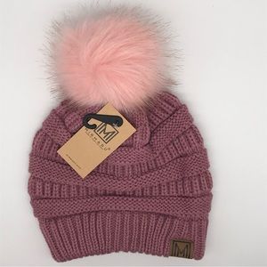 Mirmaru Knit Hat Faux Fur PomPom NWT Dusty Rose Pink